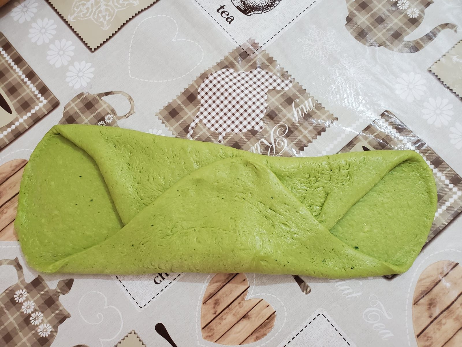 חלת קרנץ בזיליקום