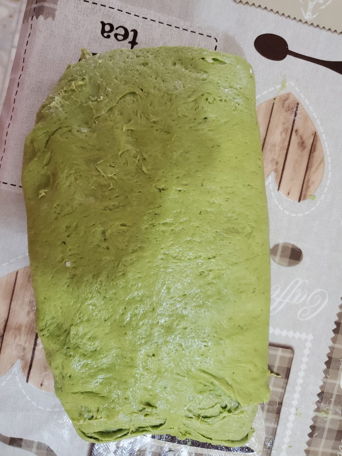 חלת קרנץ בזיליקום