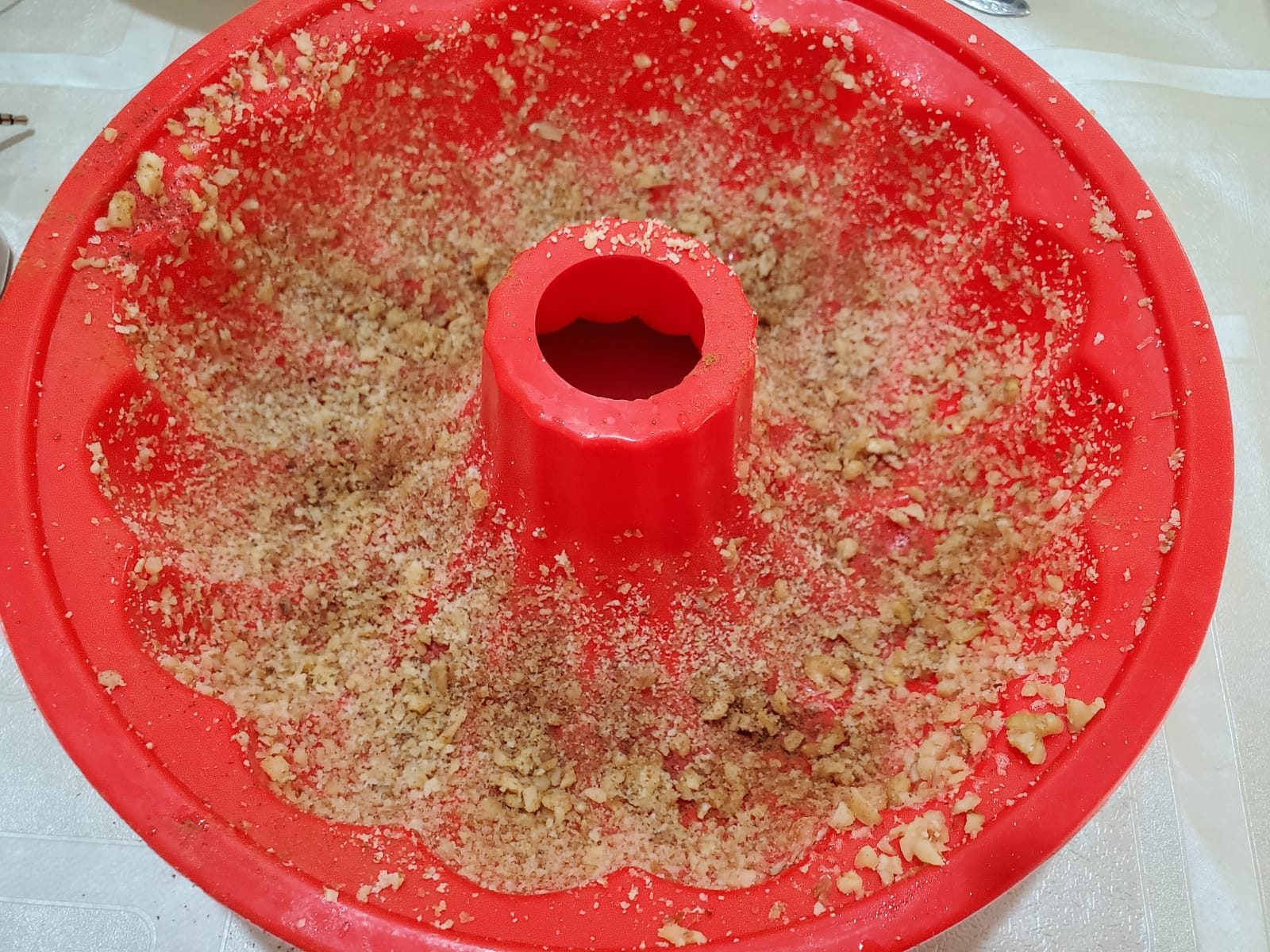 ציפוי תבנית עוגת דבש